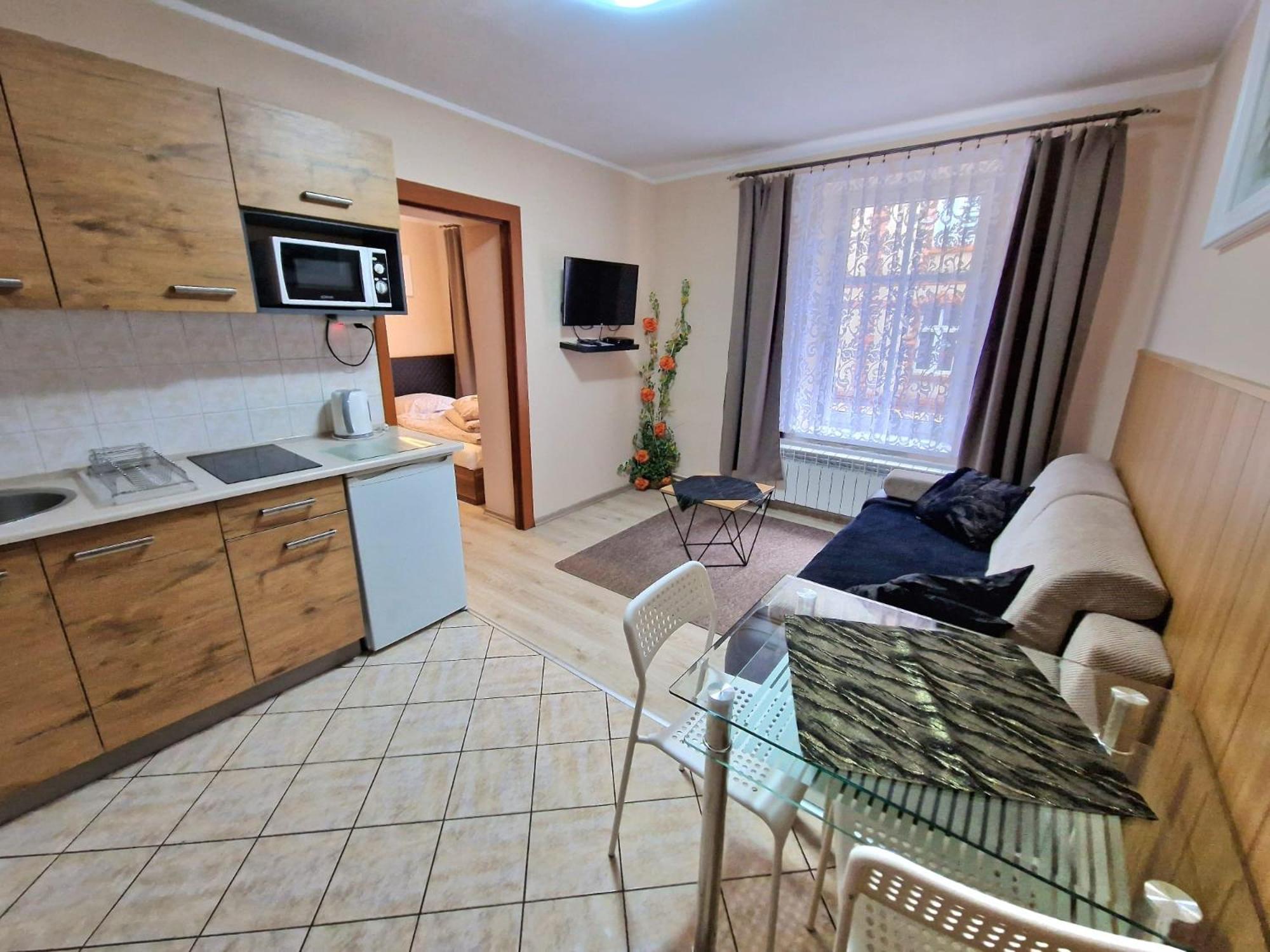 Aparthouse Apartamenty Centrum - In The City Center Near The Train Station Katowice Exterior photo