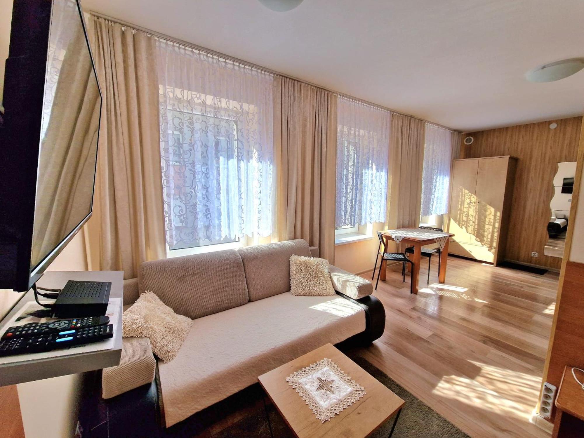 Aparthouse Apartamenty Centrum - In The City Center Near The Train Station Katowice Exterior photo
