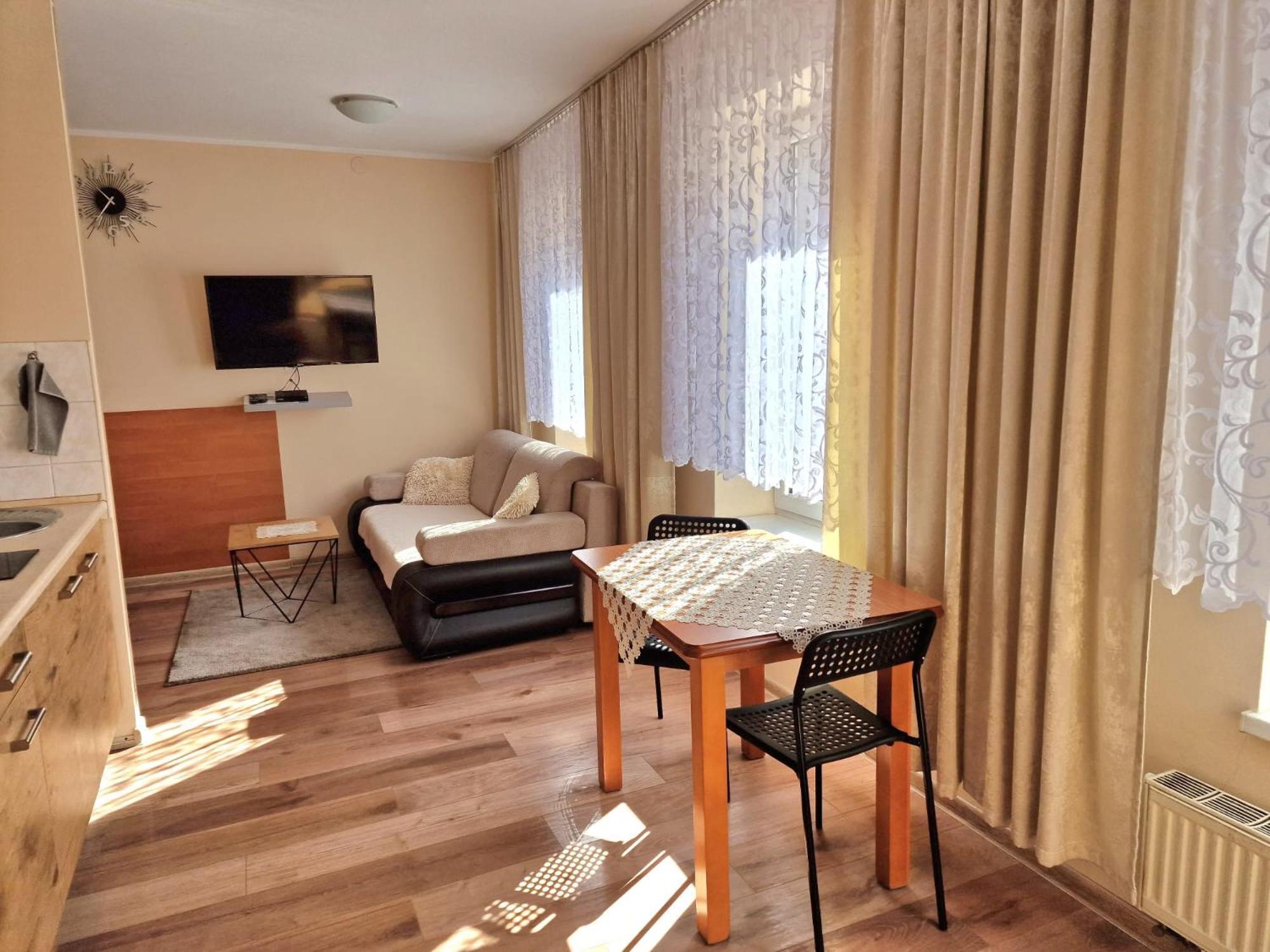 Aparthouse Apartamenty Centrum - In The City Center Near The Train Station Katowice Exterior photo
